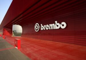 Sistemi frenanti, Brembo cresce in Spagna: compra la collega spagnola J.Juan