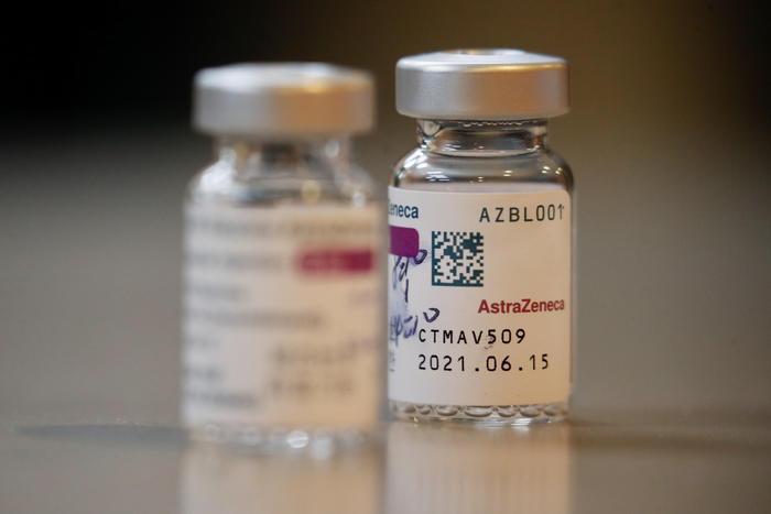 Vaccini, in Italia altre 430 mila dosi AstraZeneca
