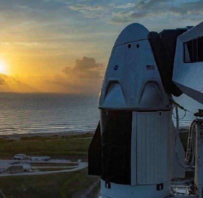 NASA, rinviato per maltempo il lancio di Crew Dragon