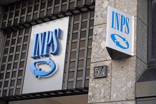 Milano, ipotesi truffa all’Inps: sequestrati altri 600 mila euro