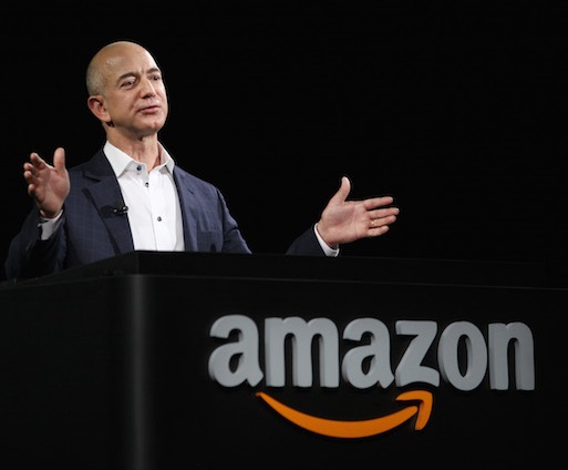 Amazon fa già il suo regalo di Natale. Bonus di 500 milioni di dollari totali per chi lavora sotto le feste