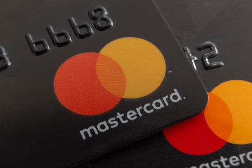Mastercard, al via il progetto pilota per riciclare le carte di credito