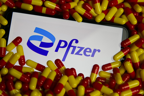 Pfizer, utile quadruplicato nel quarto trimestre 2021 a $3,39 miliardi