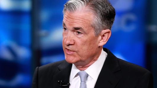 Fed, Powell rincuora i mercati: nessuna stretta anticipata