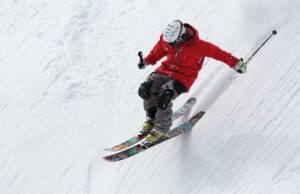 Gita sulla neve: approfittare delle offerte online per sciare (e non solo) al caldo
