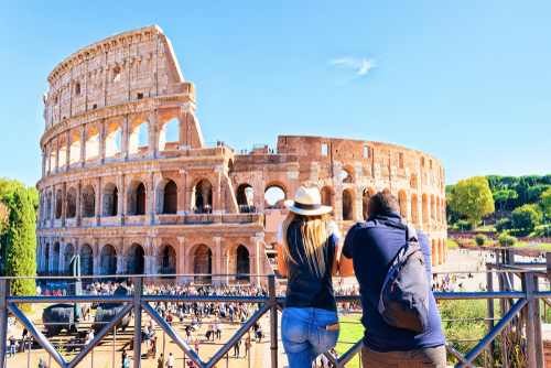 25 aprile, previsti 7,7 milioni pernottamenti fuori casa. In testa le città d’arte