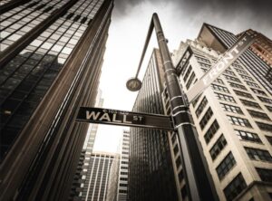 Partenza negativa per Wall Street