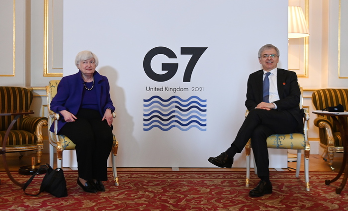 G7, accordo storico: ok alla tassa minima al 15% su imprese