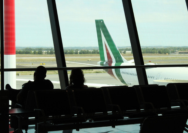 Alitalia, Giovannini: margini per soluzione entro l’estate
