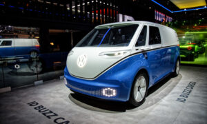 ID.Buzz, ecco la versione elettrica dell’iconico Bulli di Volkswagen