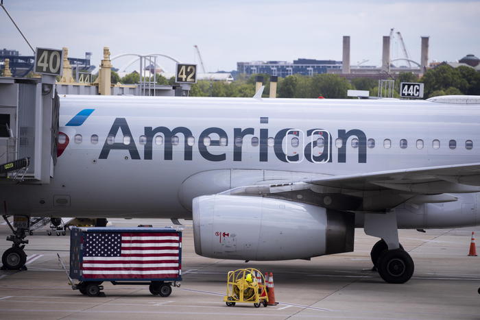 American Airlines, previsto utile trimestrale sotto le attese