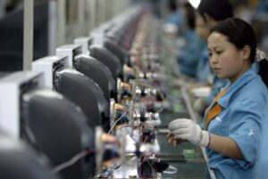 Cina, novembre sottotono per l’industria