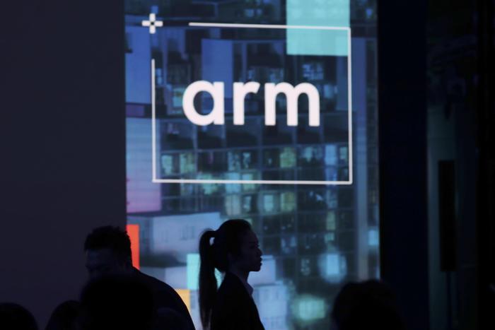 Nvidia, antitrust GB preoccupata sull’acquisizione di Arm