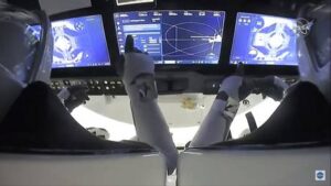 Nasa, la Crew Dragon ha raggiunto la ISS