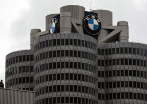 BMW richiama oltre 140 mila veicoli importati
