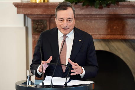 Crisi di Governo, Draghi incontra Conte. L’ex premier non è disponibile a fare il ministro