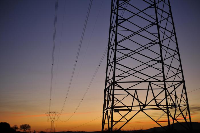 Terna, a novembre consumi elettrici a +3,8%. Sale l’industria