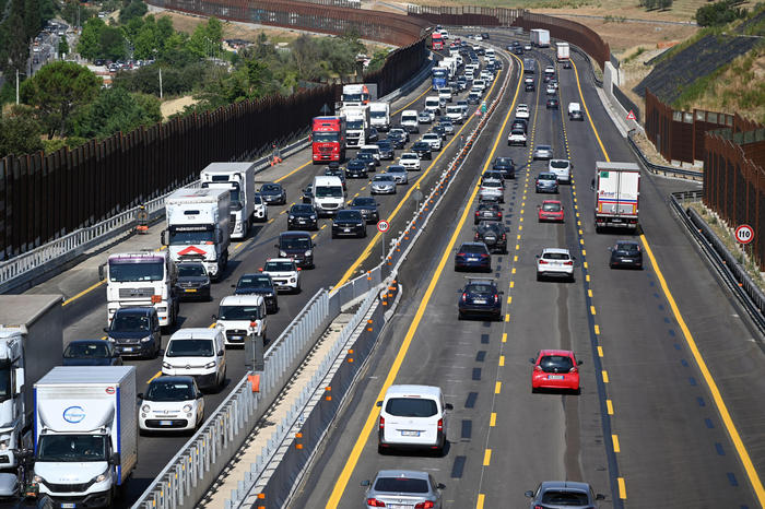 Autostrade, l’Italia finisce ancora nel mirino della Commissione europea