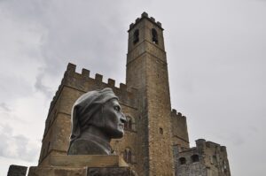 All’asta il castello di Gello Mattaccino per 642 mila euro