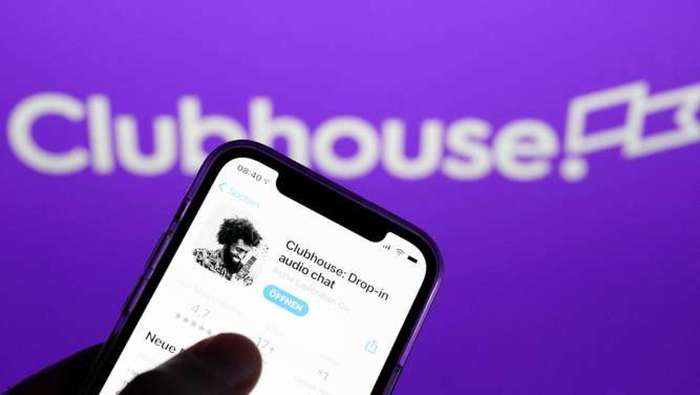 Clubhouse, in arrivo un nuovo round di investimenti. Ora il social audio vale quattro miliardi