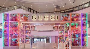 Gucci e Ferrari sono i brand italiani più forti al mondo. Ma il primato mondiale spetta all’app cinese WeChat