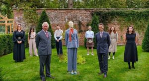 Yoox e la corona d’Inghilterra: la nuova collezione con il principe Carlo