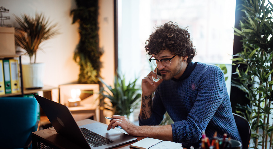 Smart working, orario allungato per il 40% degli impiegati