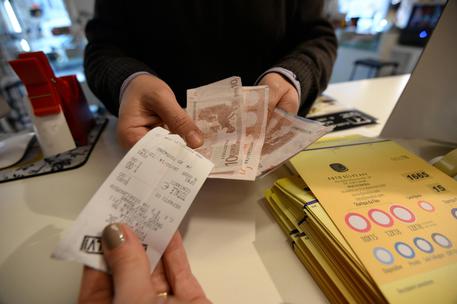 Al via la lotteria degli scontrini ma l’estrazione inizia a gennaio