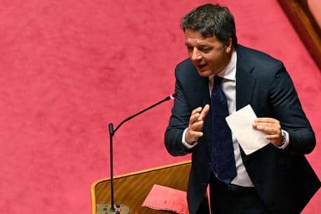Dpcm, è scontro in maggioranza. Renzi: “Chiederemo delle modifiche”. Orlando: “Il Governo resti coeso”
