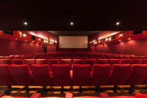 Cinema e musei verso la riapertura? Proposto un bonus alle famiglie per le attività culturali