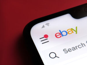 Ebay, ricavi trimestrali oltre le attese: +1%
