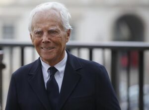 Colle, onorificenza a Cavaliere a Giorgio Armani