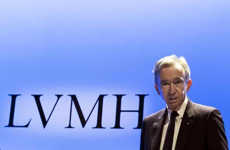 epa07509557 (FILE) CEO of French luxury goup LVMH, Bernard Arnault attends a new conference to present the group's annual results, in Paris, France, 29 January 2019 (reissued 16 April 2019). According to reports, French luxury group LVMH CEO Bernard Arnault announced on 16 April 2019 donation of 200 mln euros for reconstruction of damaged Notre Dame Cathedral. A huge fire started in the late afternoon on 15 April in the historic monument of the French capital burning the roof and a spire.  EPA/IAN LANGSDON