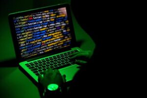 Sicurezza, record di attacchi informatici: nel 2020 segnano +12%