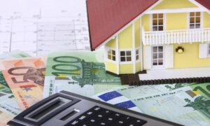 Case, il prezzo scende del 3% ma è boom di domande