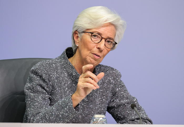 Bce, Lagarde: “l’economia è in ripresa”