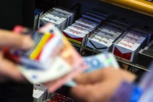 Tabacco, in aumento la vendita delle sigarette contraffatte