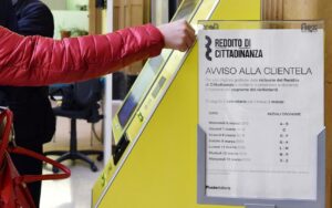 Reddito di cittadinanza, come potrebbe cambiare nel 2022