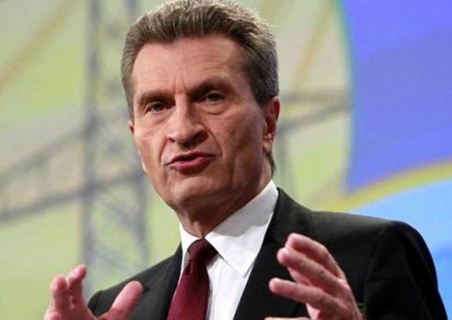 Oettinger, nuovo affondo sull’Italia