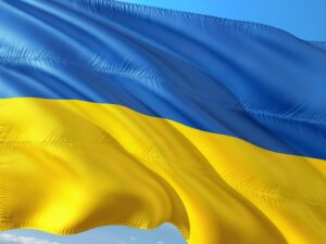 Ucraina all’Ue: “per fermare la Russia sanzioni sull’energia e più armi”