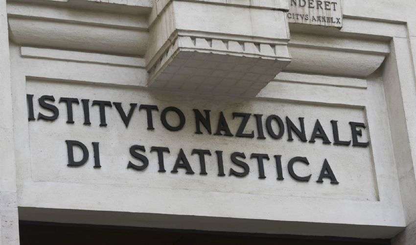 Istat, l’export a settembre fa +2,7%, l’import -0,6%