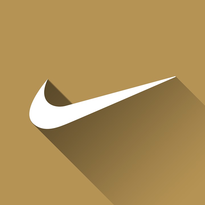 La storia del baffo della Nike