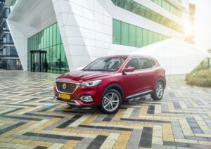 Motori, ritorno in grande stile per l’inglese MG: atteso in Italia il SUV ibrido