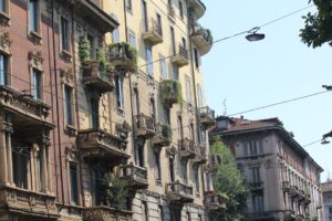 È Milano la città con i quartieri più ricchi d’Italia
