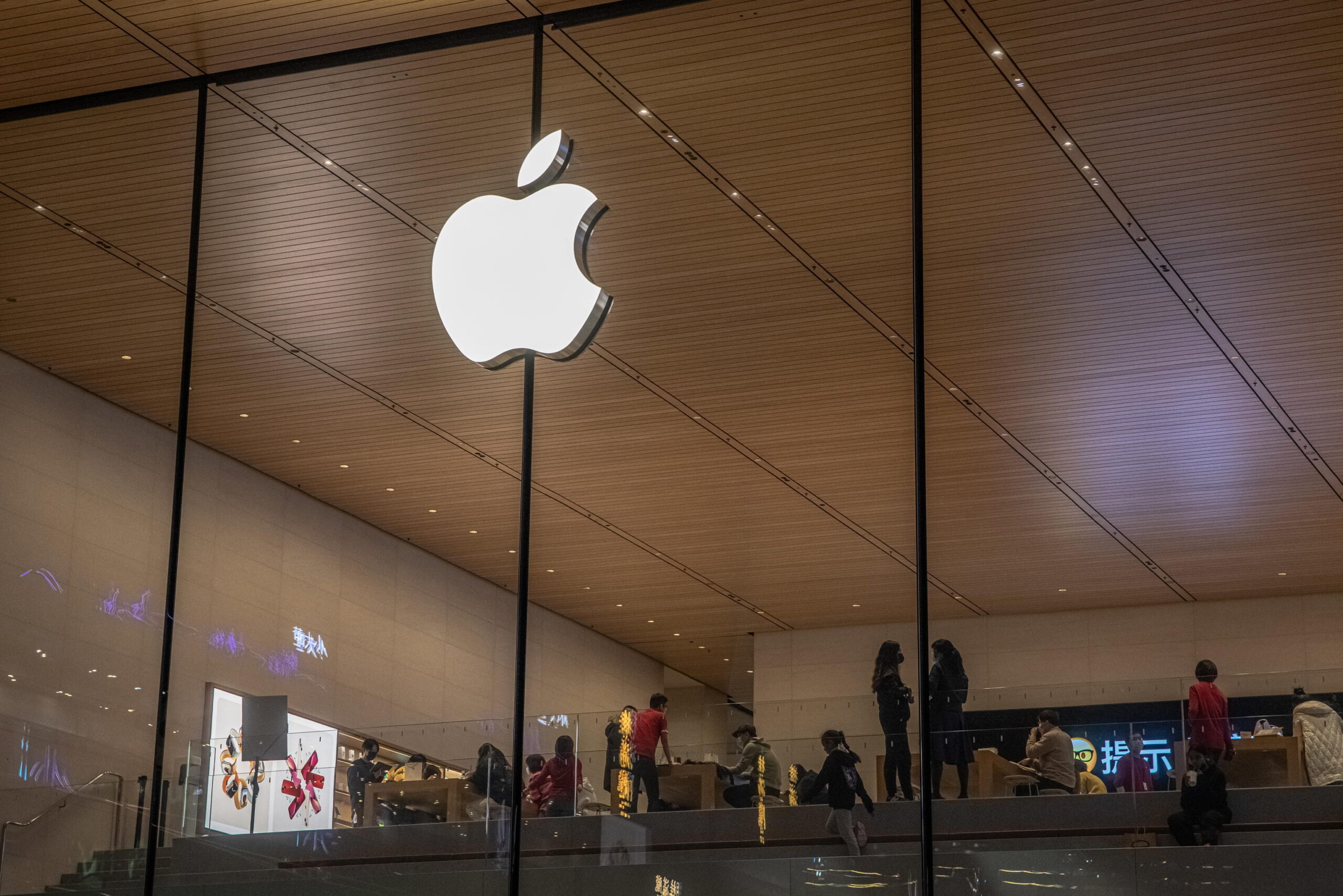Apple è ancora al primo posto tra i brand mondiali con una valutazione record