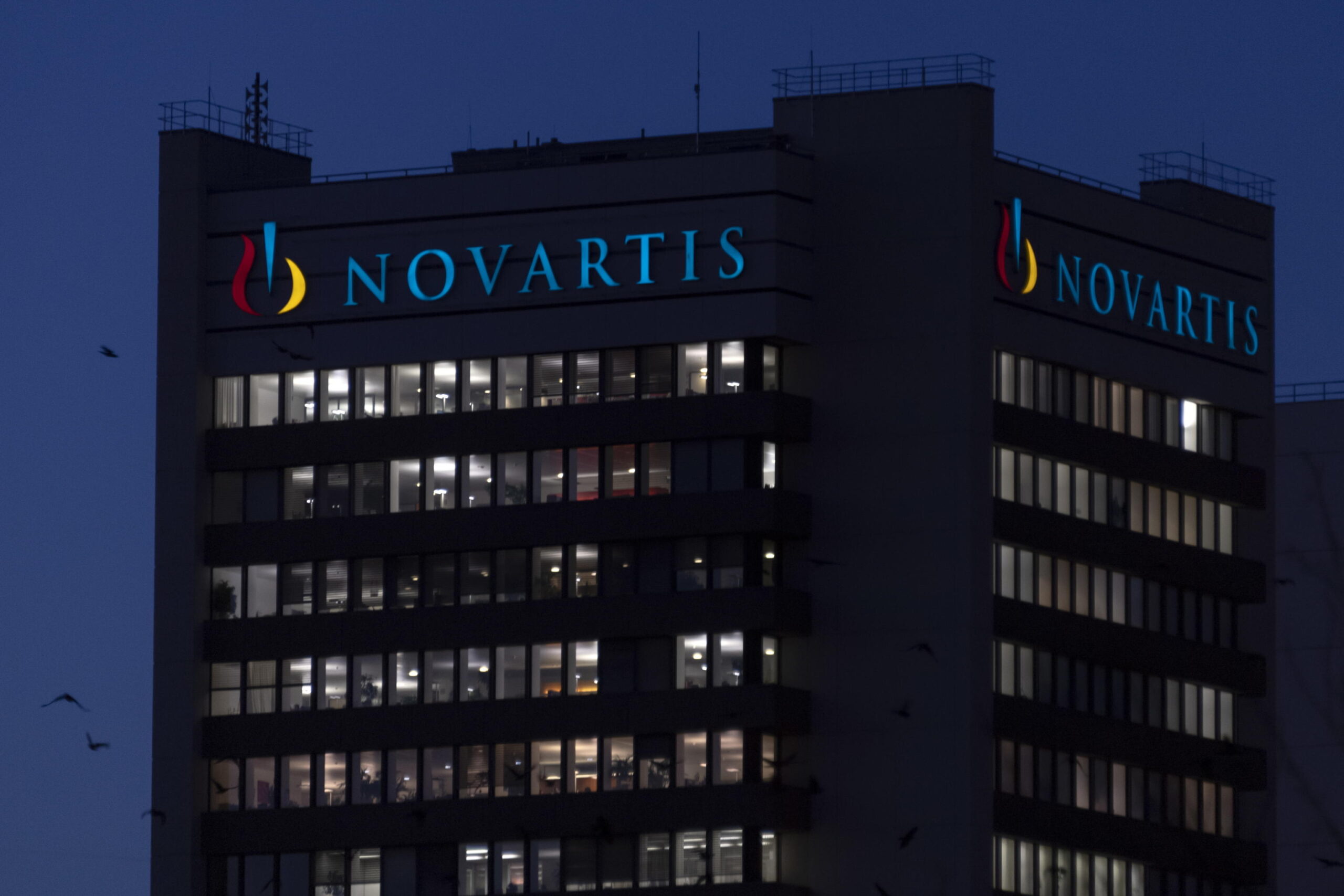 Novartis: accordo da 2,5 miliardi di dollari per la cessione di prodotti per la vista