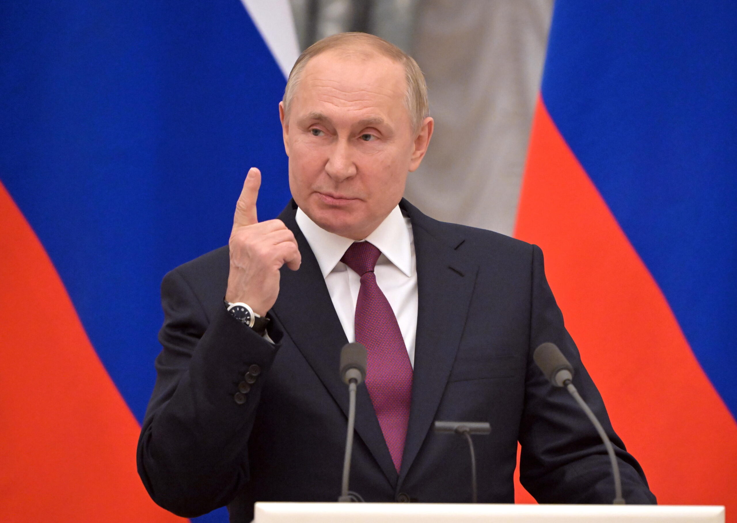 Putin: “non accetteremo pagamenti in dollari o euro per il gas”