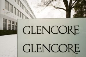 Petrolio, Glencore vuole vendere la sua partecipazione in Russneft