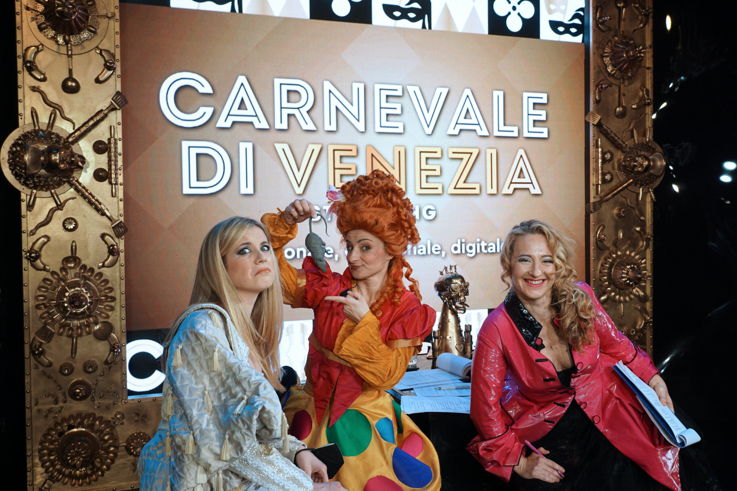 Carnevale a Venezia, boom di ospiti per la festa del sabato