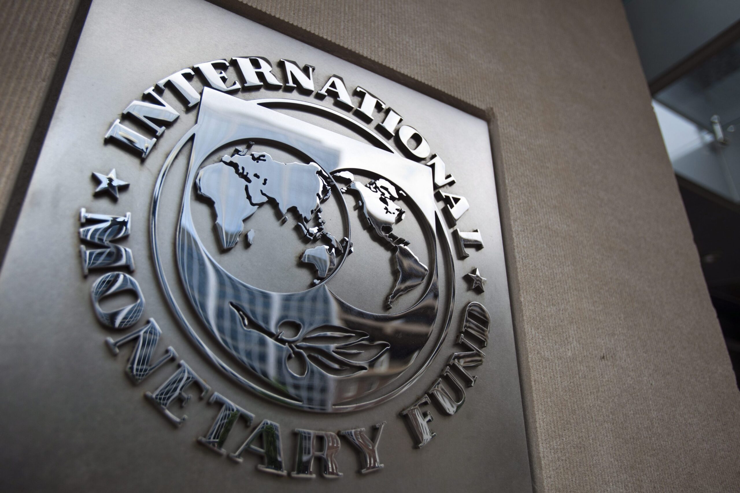 FMI, l’alert: “il debito pubblico mondiale eguaglierà il Pil nel 2030 se sale ai tassi attuali”